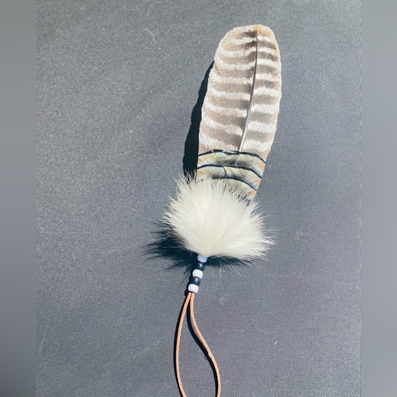 Native American Indian smudging and prayer feather. Or rearview mirror - Picture 2 of 4